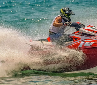 image-location-jetski-mise-en-avant