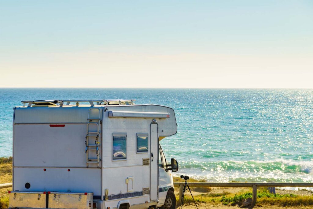 Quels campings en Corse offrent des emplacements avec vue sur la mer en 2026 ?